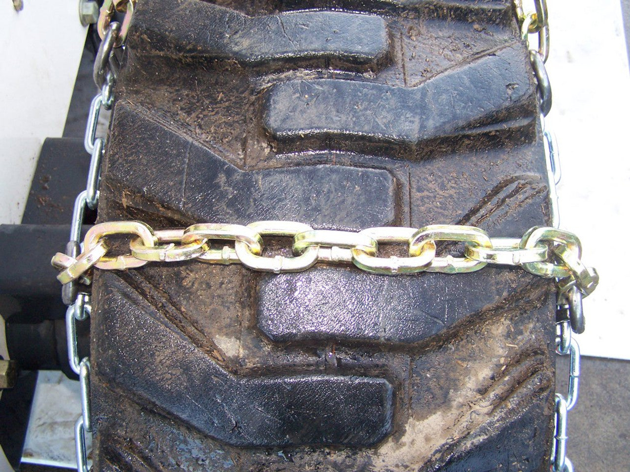 Skid Steer 4-Link  Tire Chains - Quality Chain