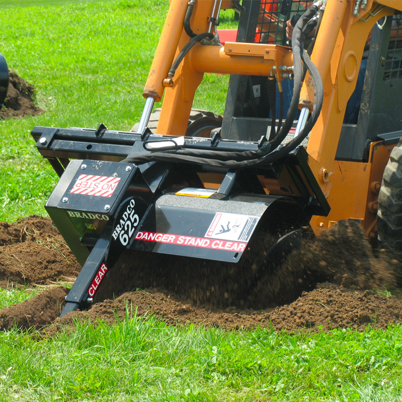 625 Series Trencher | Bradco