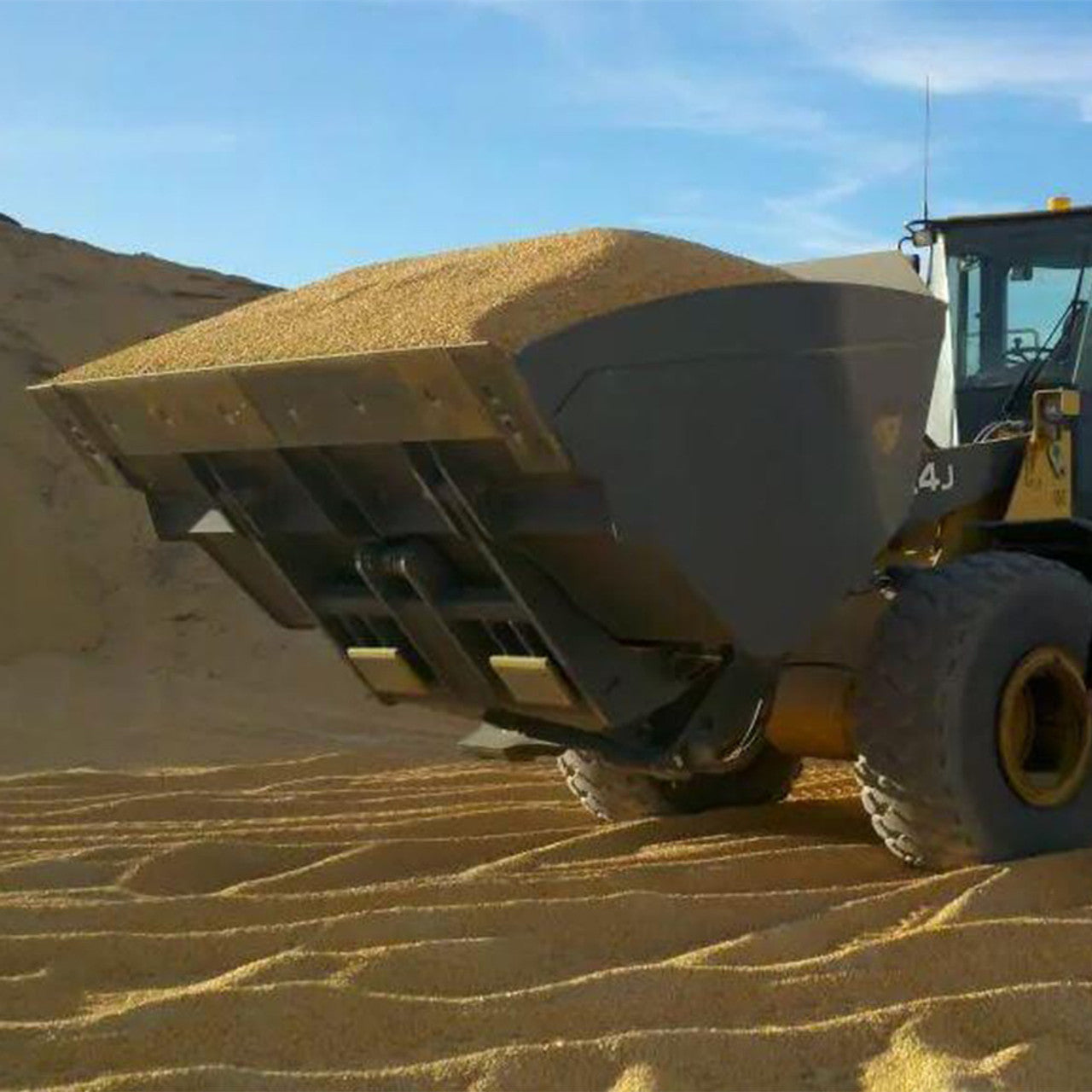 Skid Steer Rollout Bucket - Maxx Attachments