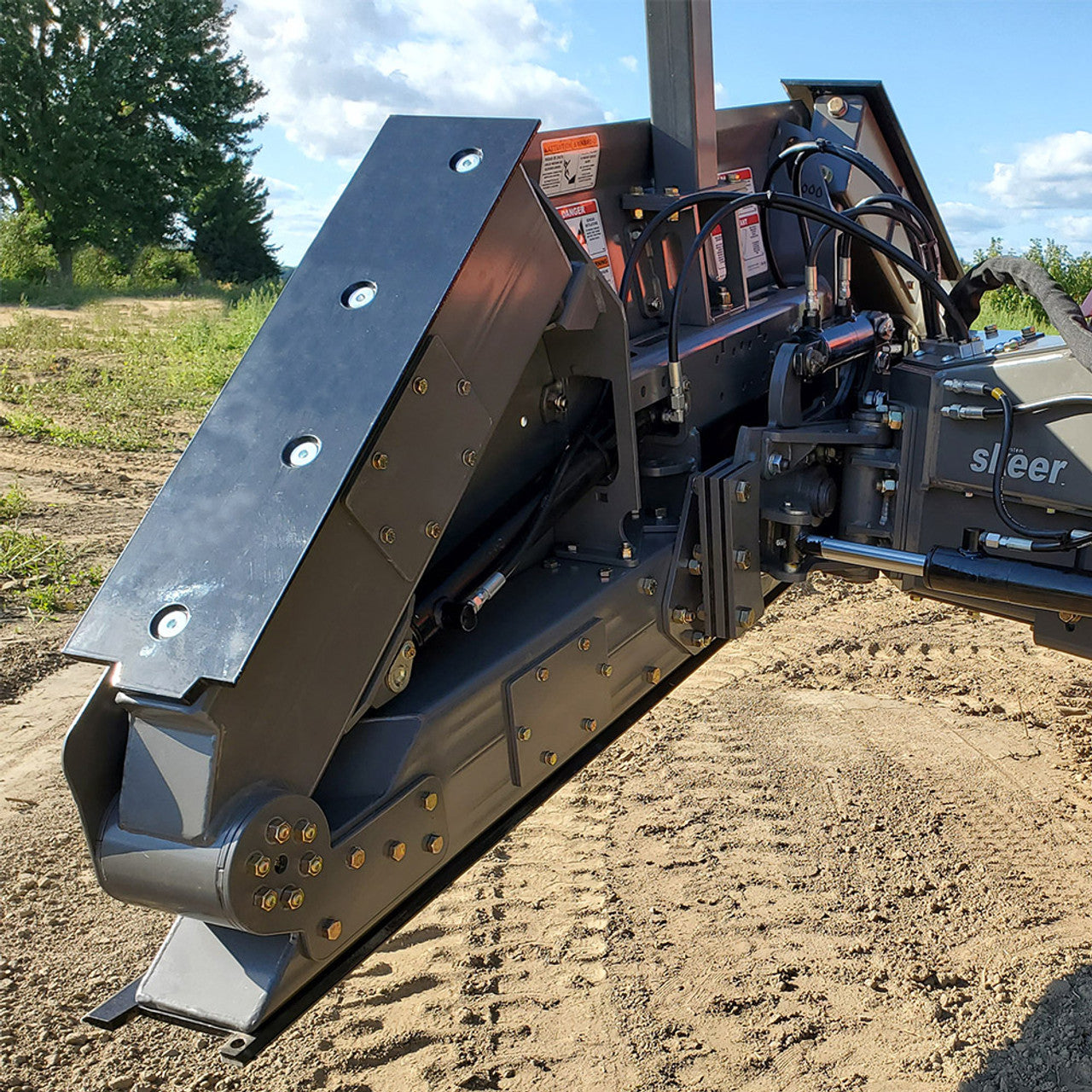 Skid Steer Grading Blade with Tilt Plate - Skeer