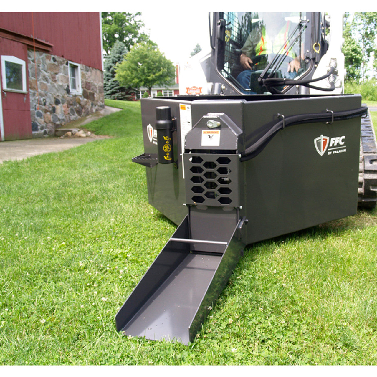 Skid Steer Concrete Chuter Attachment | FFC By Paladin